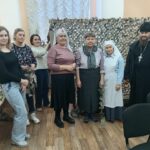 Каждое воскресенье, после Божественной Литургии, в храме Порт-Артурской иконы Божией Матери проходит Молебен за наших воинов.