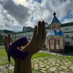 В Курганском областном онкологическом диспансере, рядом с Храмом «Приход храма во имя икон Божией Матери «Всецарица», создана православная библиотека