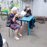 Команда  Порт-Артурского храма накормила 48 человек в Сквере милосердия